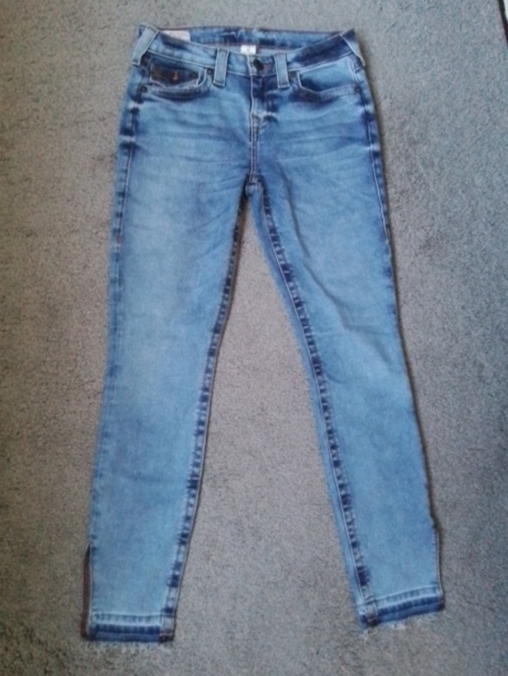 NWOT True Religion Halle Mid Rise Super Skinny Light Blue Skinny Jeans